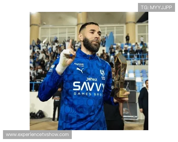 本泽马比赛影响力持续提升,进攻端作用显著 本泽马比赛影响力持续提升,进攻端作用显著