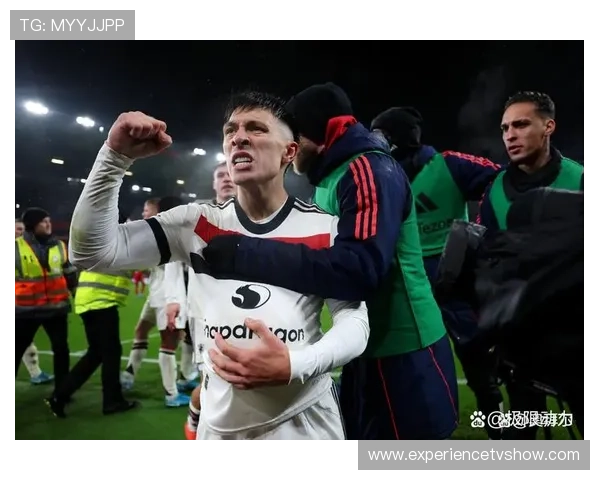 曼联连败暴露体系崩盘,非球员能力问题而是结构性困境加剧 曼联连败暴露体系崩盘,非球员能力问题而是结构性困境加剧